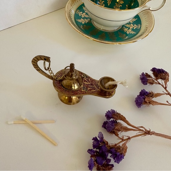 SOLD Aladdin Style Tiny Brass Oil Lamp - Picture 4 of 4